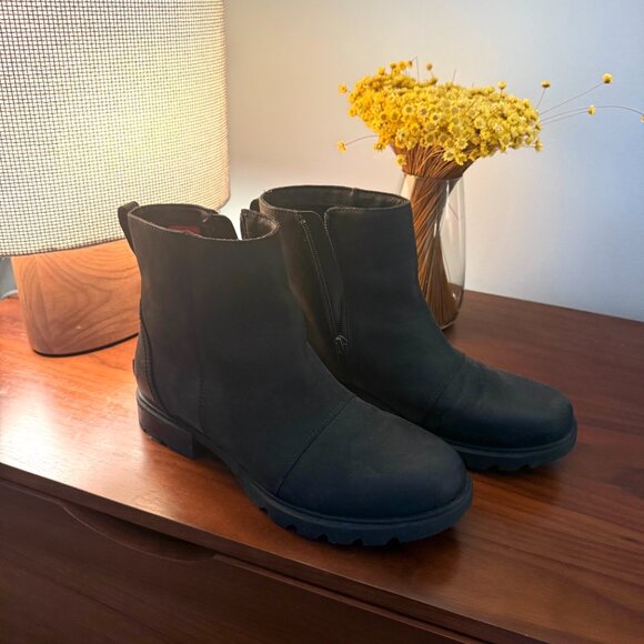 Sorel Emelie III Zip Waterproof Booties leather zip Women's - Black - Picture 2 of 9